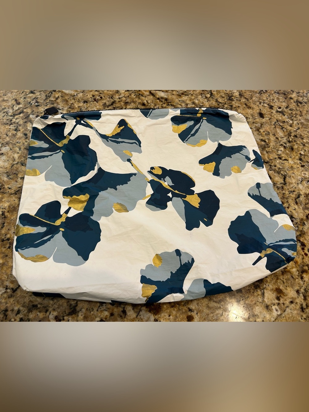 ALOHA Collection Limited Edition Ginkgo Dream (Sky) MAX Pouch